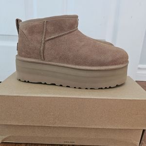 Ugg Classic Ultra Mini Platform